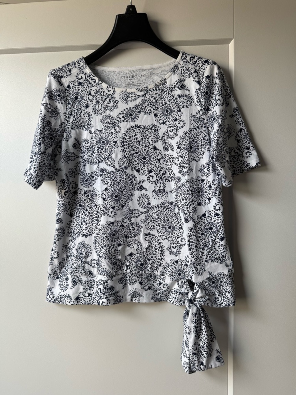 Talbots White Short-Sleeve Tee with Navy Floral Tie